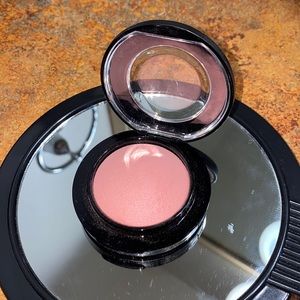 Mac blush